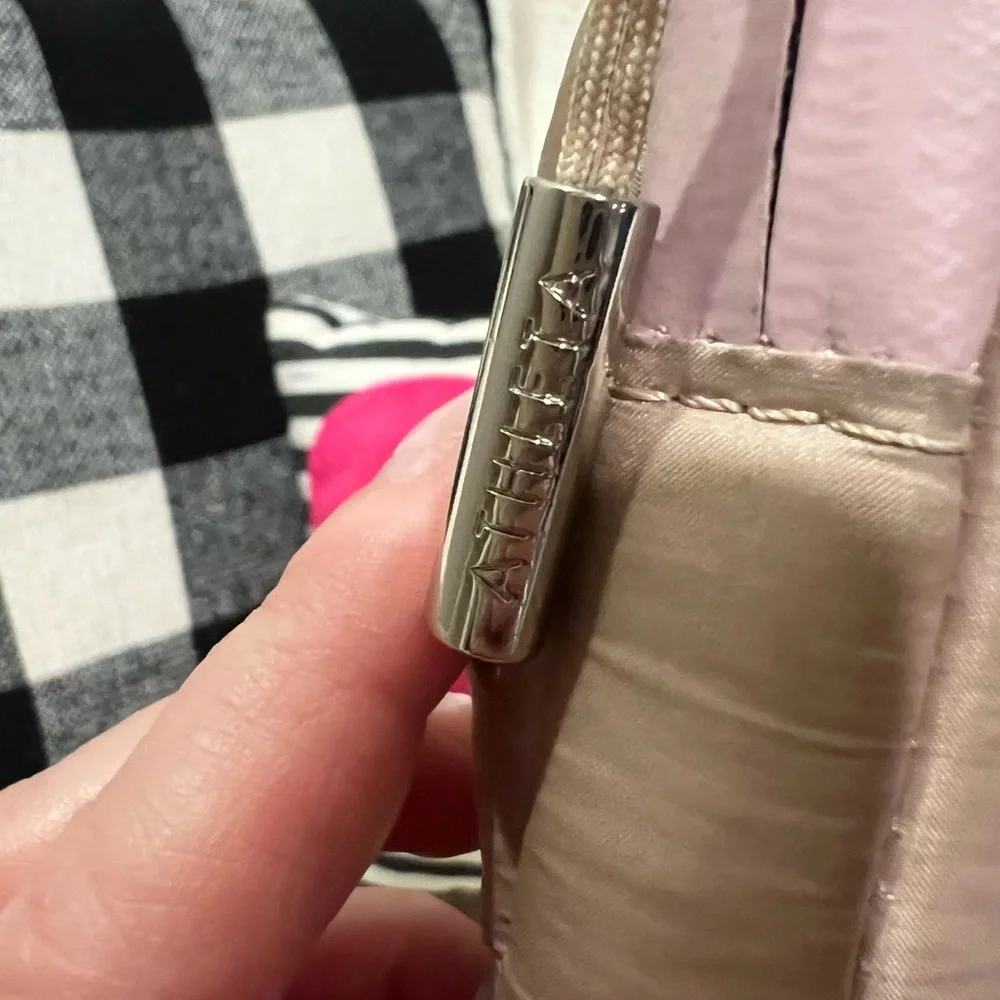 Caraa x Athleta Quilted Tech Pouch